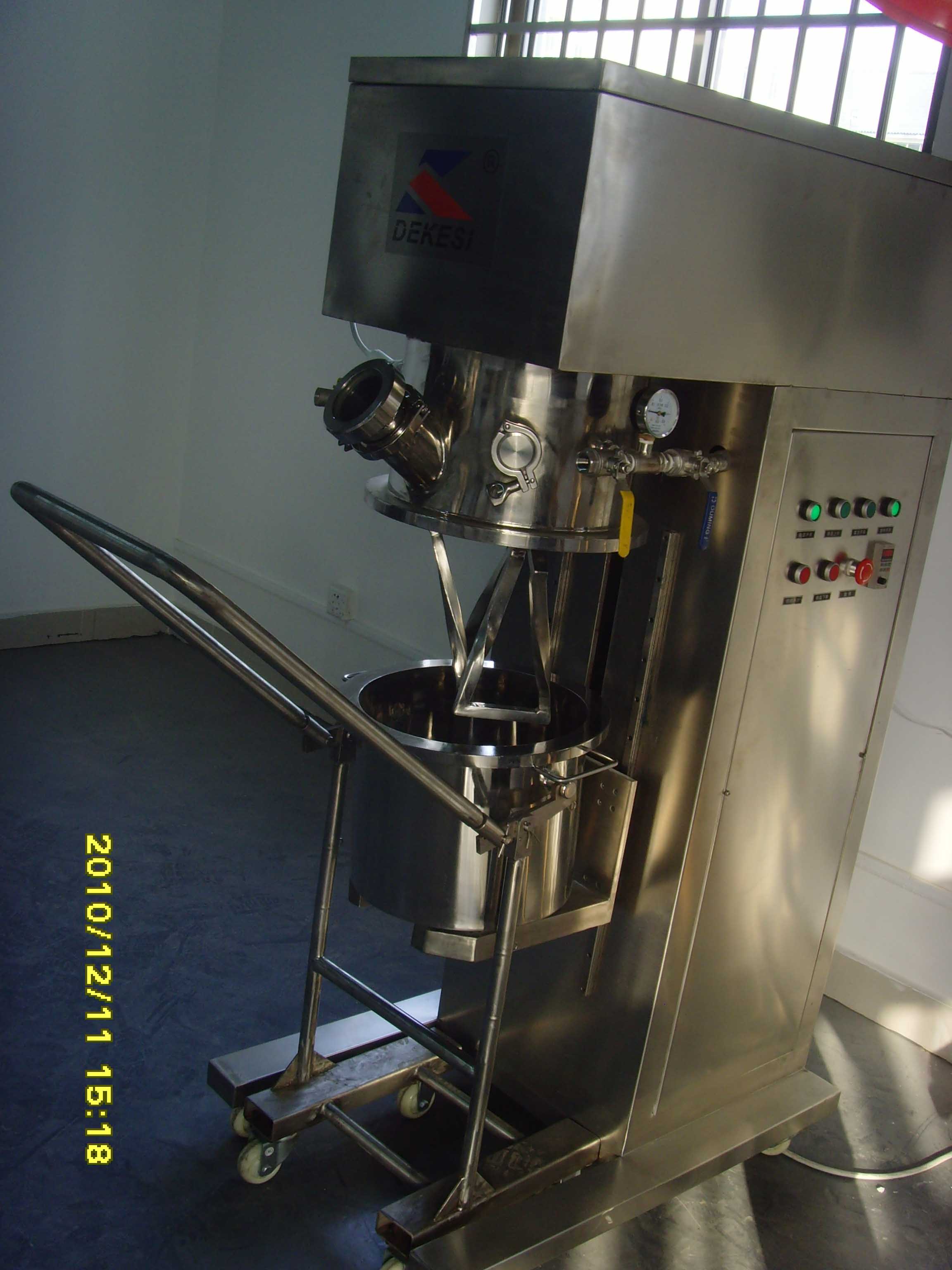 如何选购适合实验室使用的行星搅拌机