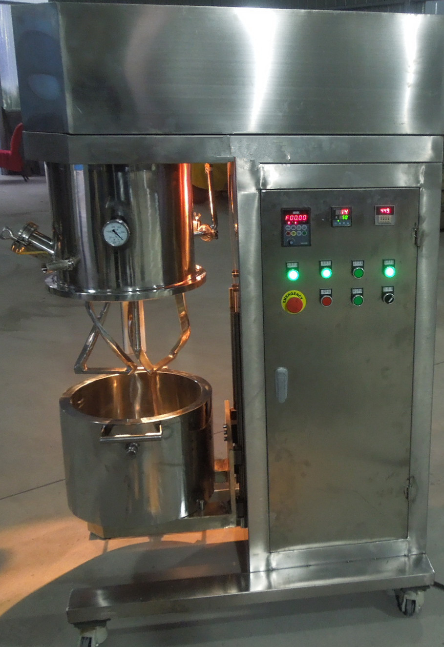 真空行星搅拌机的密封性能分析